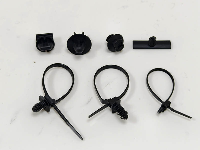 線(xiàn)束卡子""